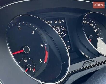 Серый Фольксваген Пассат, объемом двигателя 1.97 л и пробегом 207 тыс. км за 18000 $, фото 11 на Automoto.ua