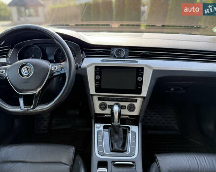 Серый Фольксваген Пассат, объемом двигателя 1.6 л и пробегом 251 тыс. км за 15499 $, фото 33 на Automoto.ua