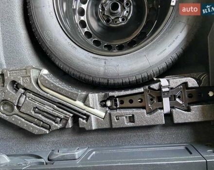 Серый Фольксваген Пассат, объемом двигателя 1.6 л и пробегом 186 тыс. км за 16500 $, фото 13 на Automoto.ua