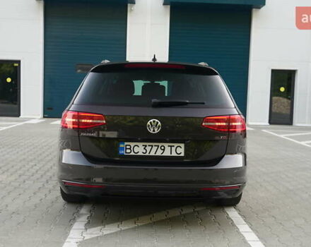 Серый Фольксваген Пассат, объемом двигателя 1.6 л и пробегом 270 тыс. км за 15300 $, фото 8 на Automoto.ua