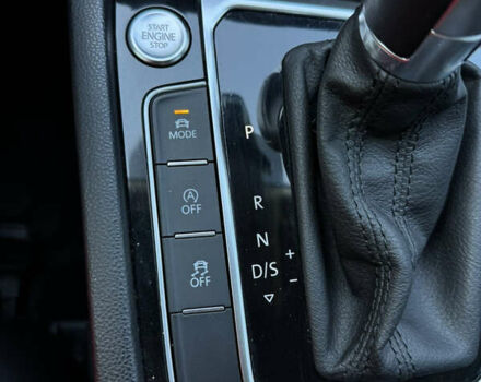 Серый Фольксваген Пассат, объемом двигателя 2 л и пробегом 257 тыс. км за 17999 $, фото 30 на Automoto.ua