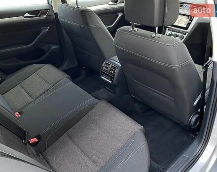 Серый Фольксваген Пассат, объемом двигателя 1.97 л и пробегом 207 тыс. км за 18000 $, фото 31 на Automoto.ua