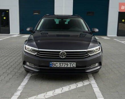 Серый Фольксваген Пассат, объемом двигателя 1.6 л и пробегом 270 тыс. км за 15300 $, фото 1 на Automoto.ua