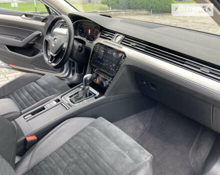 Серый Фольксваген Пассат, объемом двигателя 1.97 л и пробегом 180 тыс. км за 20500 $, фото 26 на Automoto.ua