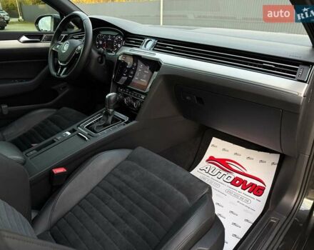 Серый Фольксваген Пассат, объемом двигателя 2 л и пробегом 199 тыс. км за 21499 $, фото 71 на Automoto.ua