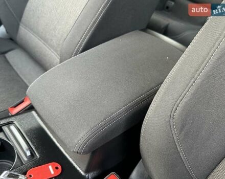 Серый Фольксваген Пассат, объемом двигателя 2 л и пробегом 269 тыс. км за 15850 $, фото 47 на Automoto.ua