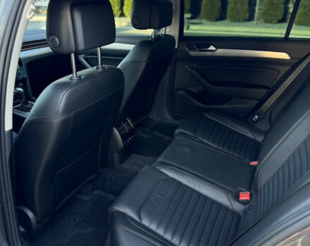 Серый Фольксваген Пассат, объемом двигателя 2 л и пробегом 257 тыс. км за 17999 $, фото 39 на Automoto.ua