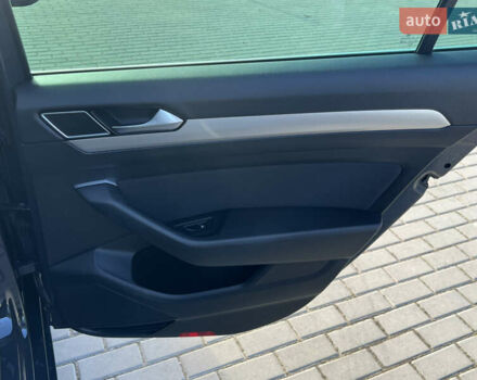 Серый Фольксваген Пассат, объемом двигателя 1.97 л и пробегом 269 тыс. км за 15976 $, фото 22 на Automoto.ua