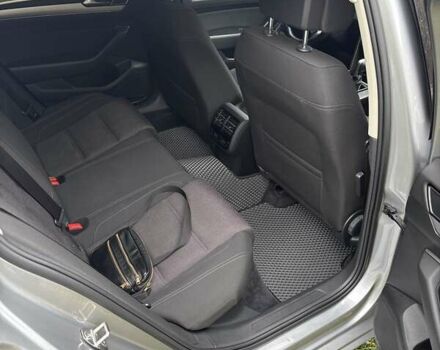 Сірий Фольксваген Пассат, об'ємом двигуна 1.97 л та пробігом 240 тис. км за 18400 $, фото 4 на Automoto.ua