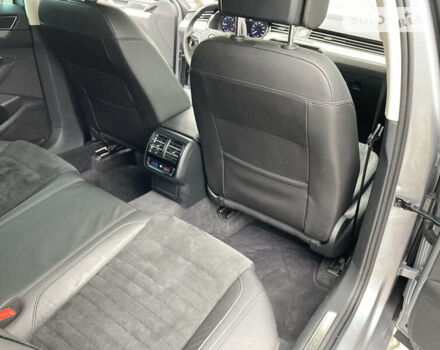 Серый Фольксваген Пассат, объемом двигателя 1.97 л и пробегом 180 тыс. км за 20500 $, фото 15 на Automoto.ua