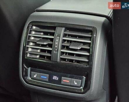 Серый Фольксваген Пассат, объемом двигателя 2 л и пробегом 270 тыс. км за 17999 $, фото 46 на Automoto.ua