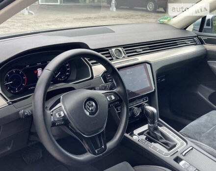 Серый Фольксваген Пассат, объемом двигателя 1.97 л и пробегом 180 тыс. км за 20500 $, фото 8 на Automoto.ua