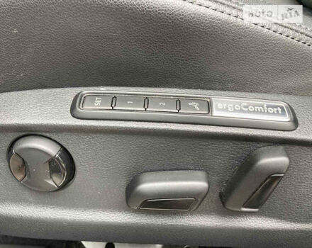 Серый Фольксваген Пассат, объемом двигателя 1.97 л и пробегом 180 тыс. км за 20500 $, фото 28 на Automoto.ua