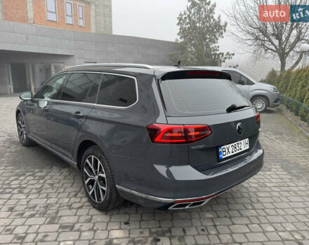 Серый Фольксваген Пассат, объемом двигателя 1.97 л и пробегом 230 тыс. км за 16650 $, фото 4 на Automoto.ua