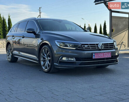 Серый Фольксваген Пассат, объемом двигателя 2 л и пробегом 257 тыс. км за 17999 $, фото 10 на Automoto.ua