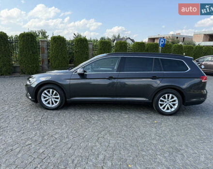 Серый Фольксваген Пассат, объемом двигателя 1.6 л и пробегом 251 тыс. км за 15499 $, фото 14 на Automoto.ua