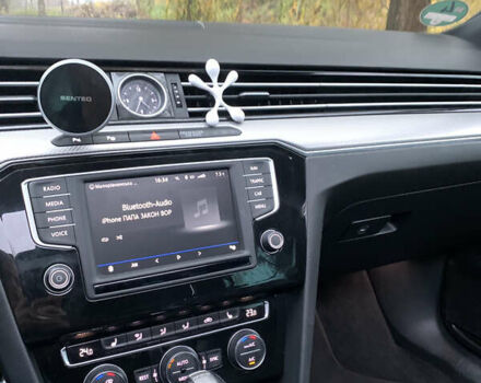 Серый Фольксваген Пассат, объемом двигателя 1.97 л и пробегом 295 тыс. км за 17600 $, фото 11 на Automoto.ua