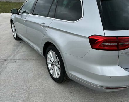 Серый Фольксваген Пассат, объемом двигателя 1.97 л и пробегом 185 тыс. км за 21200 $, фото 4 на Automoto.ua