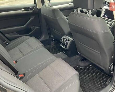 Серый Фольксваген Пассат, объемом двигателя 1.6 л и пробегом 186 тыс. км за 16500 $, фото 29 на Automoto.ua