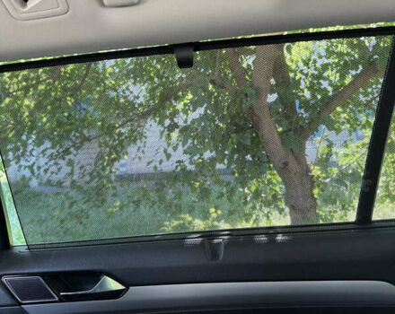 Серый Фольксваген Пассат, объемом двигателя 2 л и пробегом 280 тыс. км за 15999 $, фото 16 на Automoto.ua