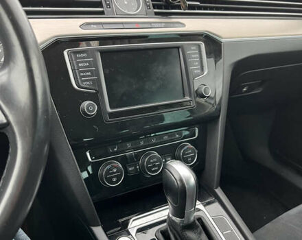 Серый Фольксваген Пассат, объемом двигателя 1.97 л и пробегом 185 тыс. км за 21200 $, фото 14 на Automoto.ua