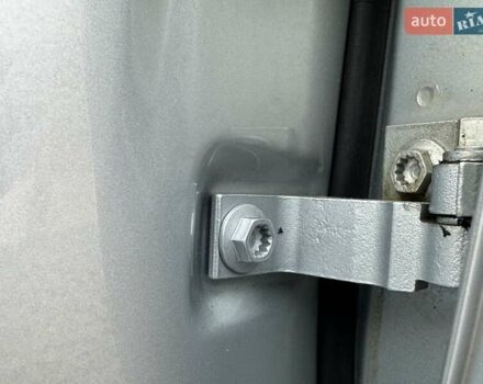 Серый Фольксваген Пассат, объемом двигателя 2 л и пробегом 269 тыс. км за 15850 $, фото 45 на Automoto.ua