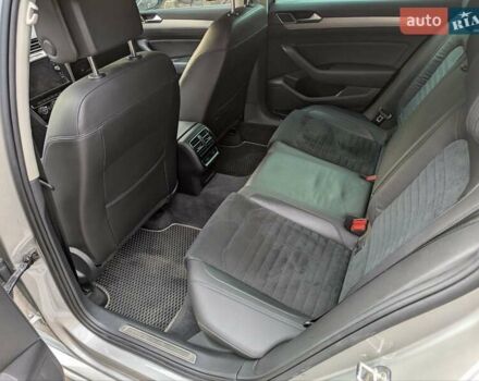 Серый Фольксваген Пассат, объемом двигателя 2 л и пробегом 253 тыс. км за 17500 $, фото 11 на Automoto.ua