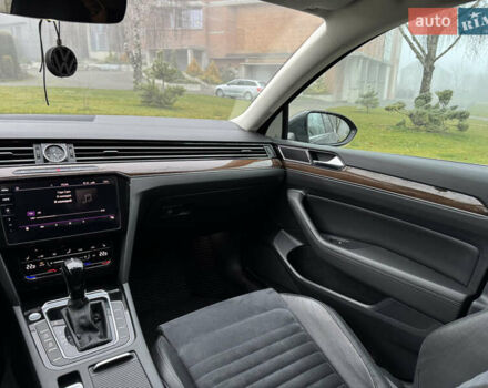 Серый Фольксваген Пассат, объемом двигателя 1.97 л и пробегом 230 тыс. км за 16650 $, фото 20 на Automoto.ua