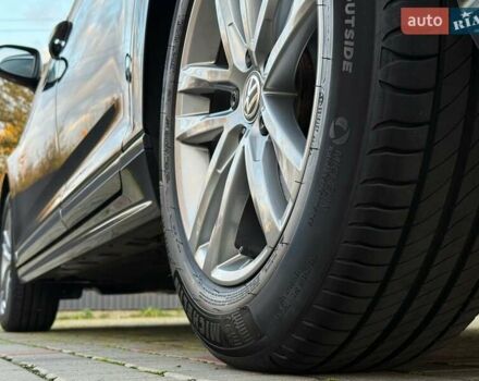 Серый Фольксваген Пассат, объемом двигателя 2 л и пробегом 199 тыс. км за 21499 $, фото 22 на Automoto.ua