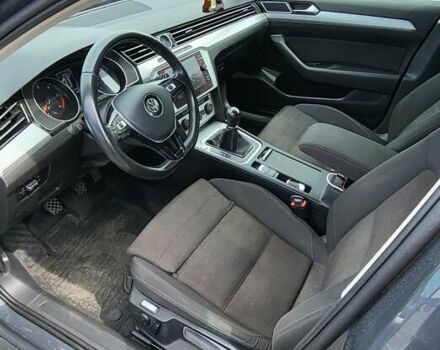 Серый Фольксваген Пассат, объемом двигателя 1.97 л и пробегом 265 тыс. км за 13500 $, фото 15 на Automoto.ua