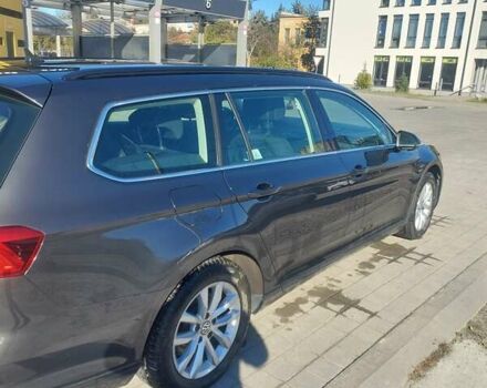 Серый Фольксваген Пассат, объемом двигателя 1.6 л и пробегом 188 тыс. км за 16900 $, фото 2 на Automoto.ua