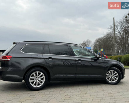 Сірий Фольксваген Пассат, об'ємом двигуна 2 л та пробігом 189 тис. км за 17300 $, фото 20 на Automoto.ua