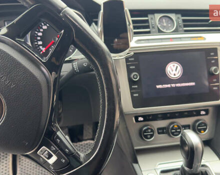 Серый Фольксваген Пассат, объемом двигателя 1.97 л и пробегом 299 тыс. км за 16750 $, фото 2 на Automoto.ua