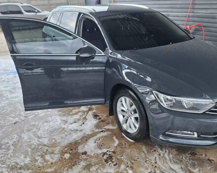 Серый Фольксваген Пассат, объемом двигателя 2 л и пробегом 280 тыс. км за 15999 $, фото 3 на Automoto.ua