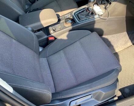 Серый Фольксваген Пассат, объемом двигателя 1.6 л и пробегом 297 тыс. км за 14190 $, фото 12 на Automoto.ua