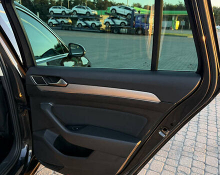 Серый Фольксваген Пассат, объемом двигателя 1.97 л и пробегом 275 тыс. км за 17300 $, фото 22 на Automoto.ua