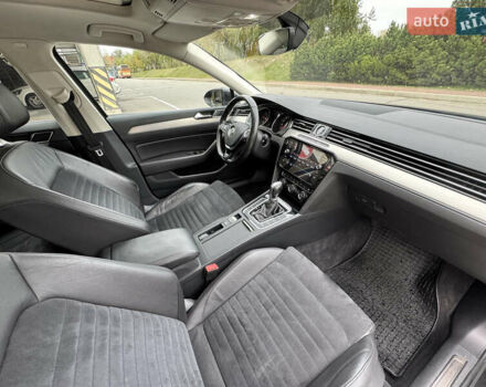 Сірий Фольксваген Пассат, об'ємом двигуна 1.97 л та пробігом 276 тис. км за 13999 $, фото 40 на Automoto.ua