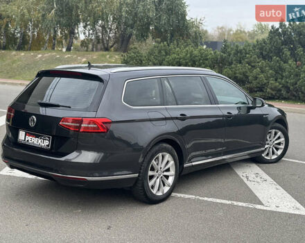 Сірий Фольксваген Пассат, об'ємом двигуна 1.97 л та пробігом 276 тис. км за 13999 $, фото 6 на Automoto.ua