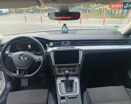 Серый Фольксваген Пассат, объемом двигателя 1.98 л и пробегом 296 тыс. км за 16000 $, фото 13 на Automoto.ua