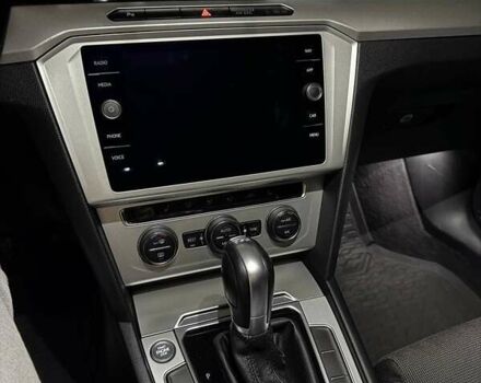 Серый Фольксваген Пассат, объемом двигателя 1.97 л и пробегом 206 тыс. км за 17500 $, фото 1 на Automoto.ua