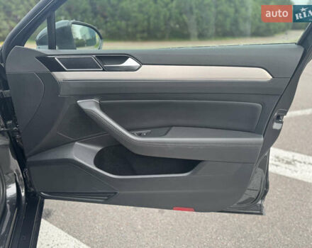 Сірий Фольксваген Пассат, об'ємом двигуна 1.97 л та пробігом 276 тис. км за 13999 $, фото 37 на Automoto.ua