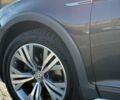 Фольксваген Пассат 2018 в Киеве на Automoto.ua Серый Фольксваген Пассат, объемом двигателя 1.97 л и пробегом 287 тыс. км за 19300 $, фото 2 на Automoto.ua