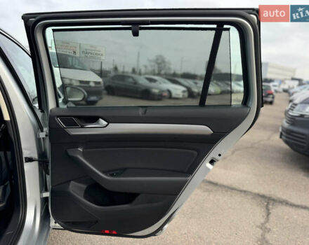 Серый Фольксваген Пассат, объемом двигателя 1.97 л и пробегом 207 тыс. км за 17300 $, фото 32 на Automoto.ua