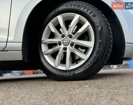 Серый Фольксваген Пассат, объемом двигателя 1.97 л и пробегом 207 тыс. км за 17300 $, фото 26 на Automoto.ua