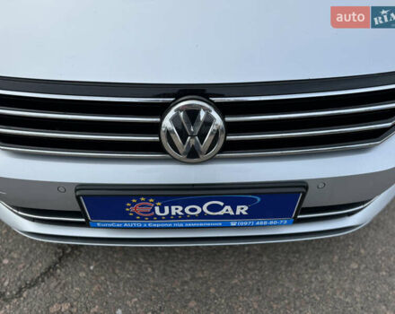 Серый Фольксваген Пассат, объемом двигателя 1.97 л и пробегом 207 тыс. км за 17300 $, фото 12 на Automoto.ua