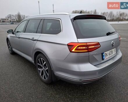 Серый Фольксваген Пассат, объемом двигателя 1.97 л и пробегом 214 тыс. км за 17400 $, фото 12 на Automoto.ua