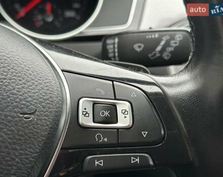 Фольксваген Пассат 2018 в Черкассах на Automoto.ua Серый Фольксваген Пассат, объемом двигателя 2 л и пробегом 178 тыс. км за 21900 $, фото 23 на Automoto.ua