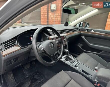Сірий Фольксваген Пассат, об'ємом двигуна 1.97 л та пробігом 207 тис. км за 19900 $, фото 23 на Automoto.ua