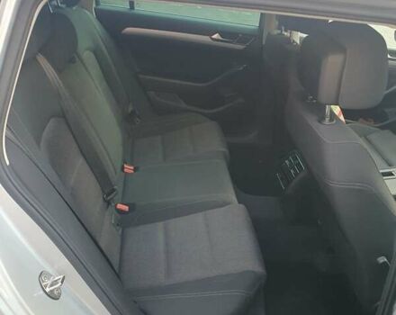 Серый Фольксваген Пассат, объемом двигателя 1.98 л и пробегом 296 тыс. км за 16000 $, фото 16 на Automoto.ua