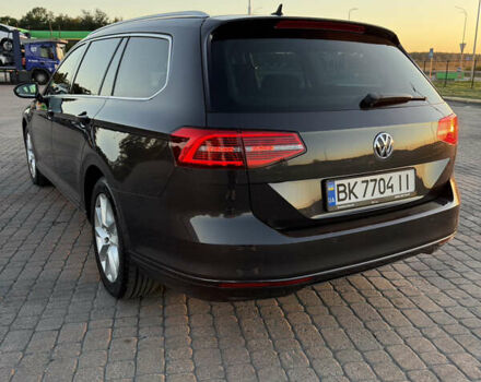 Серый Фольксваген Пассат, объемом двигателя 1.97 л и пробегом 275 тыс. км за 17300 $, фото 4 на Automoto.ua